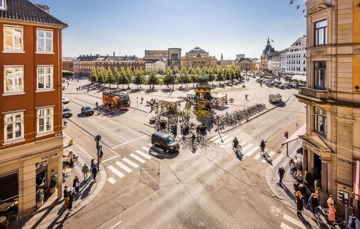 Kontorlejemål på Kongens Nytorv tæt på Metro